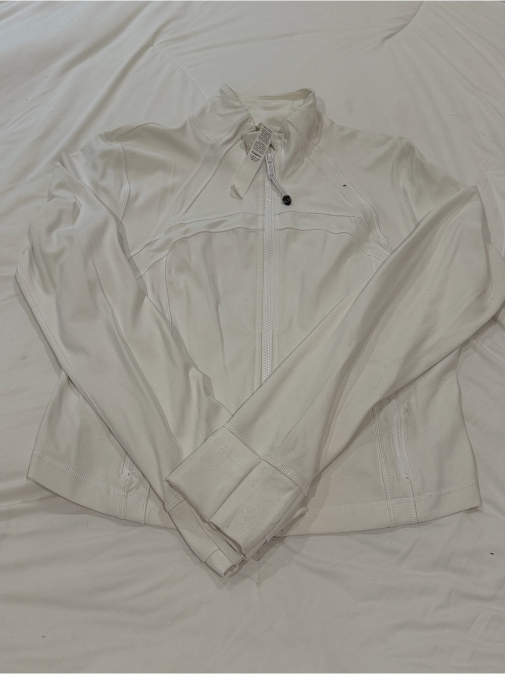 lululemon athletica cropped White c-Zip Women's Jacket - Picture 2 of 6
